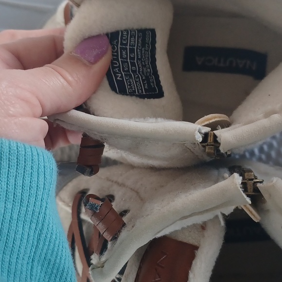 Nautica Slip on Duck Boots, EUC - Picture 9 of 9